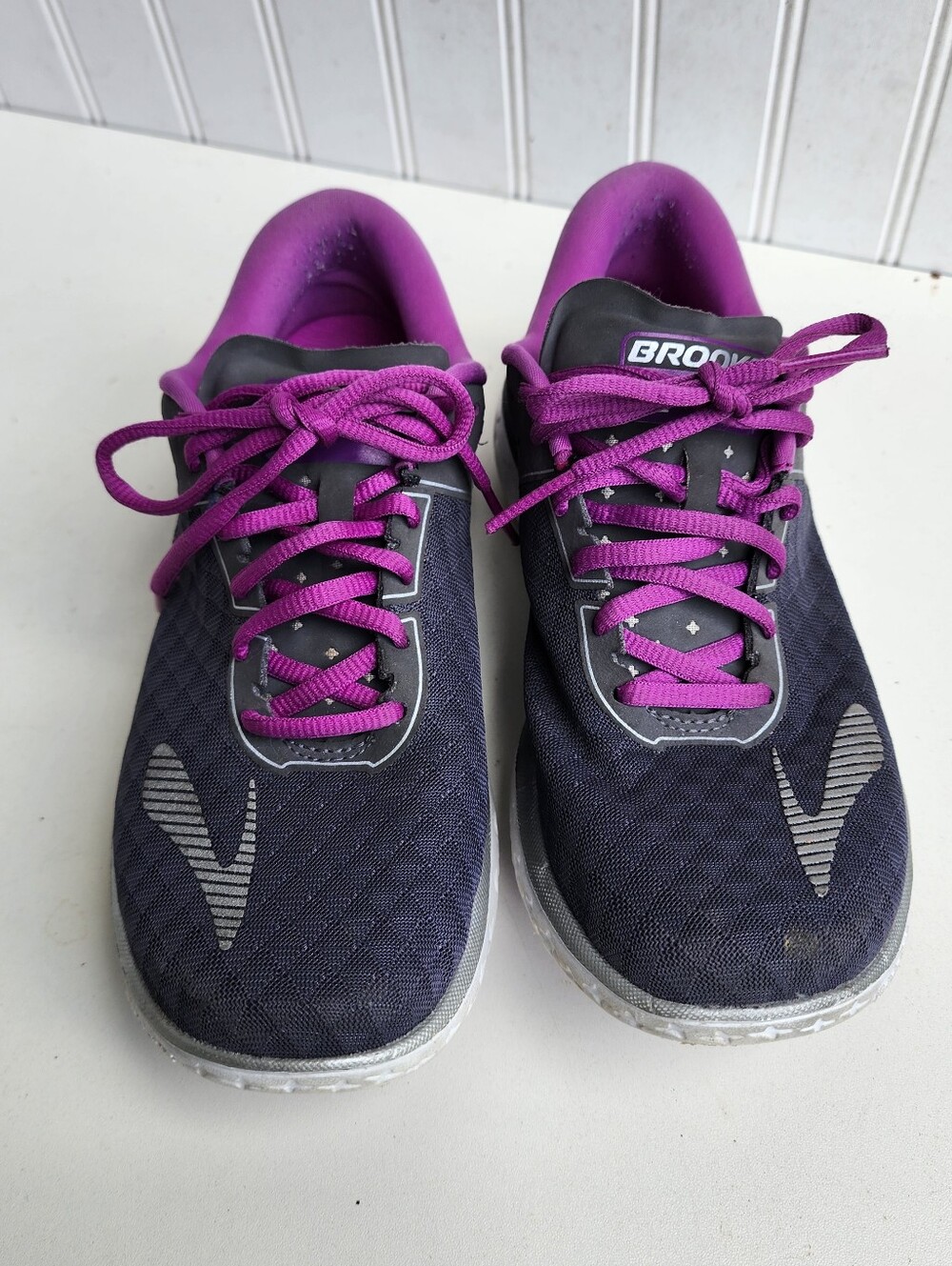 Brooks Pure Flow 6 Running Jogging Shoes WOMENS Gray Purple Lace Up SIZE 7 - Picture 4 of 11